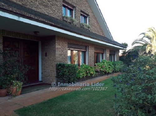 Casa 5 Dormitorios Con Piscina