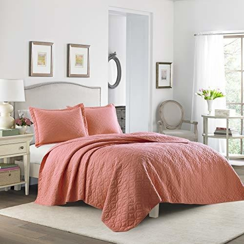 Laura Ashley Full / Queen Coral Quilt Set.