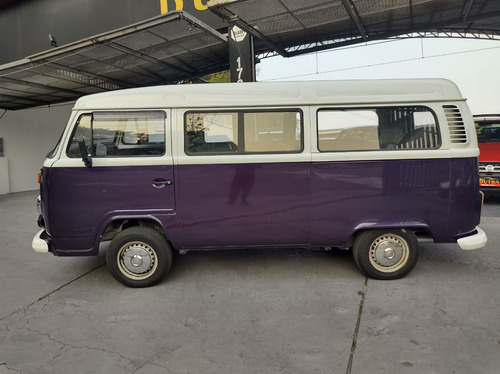 Volkswagen Kombi 1.6 STD 8V GASOLINA 3P MANUAL