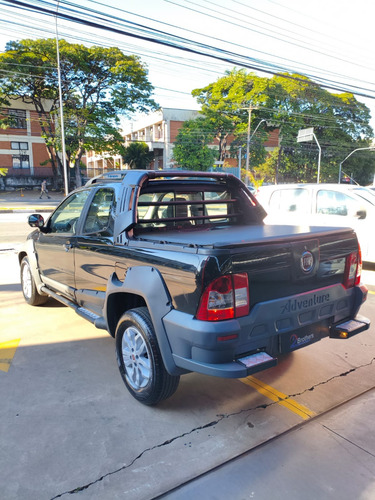 Fiat Strada 1.8 16v Adventure Cab. Dupla Flex 2p