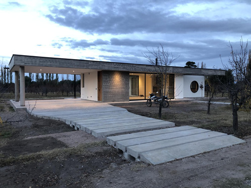 Casa De Primera En Napa Wine Estates