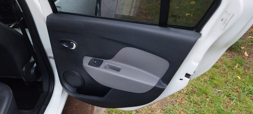 Renault Logan 1.6 Privilege Plus 105cv