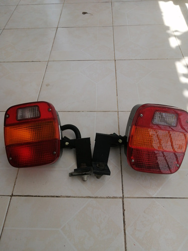 Conjunto De Luces Traseras Ford F250 Xl Marca Cibie