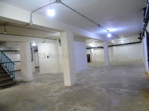 Local Comercial ( Pb / A Pie De Calle / 2 Niveles) Alquiler Parroquia La Candelaria Mls - 23-18098