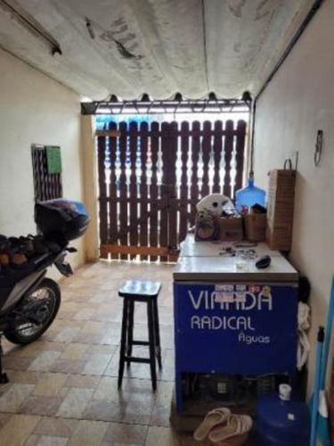 Imagem 2 de 10 de Casa No Bairro Nova Itanhaém, Em Itanhaém, Litoral Sul De São Paulo, Localizada Lado Serra. Imóvel Com 145 M² De Área Total. Possui Vaga Para 01 Automóvel.