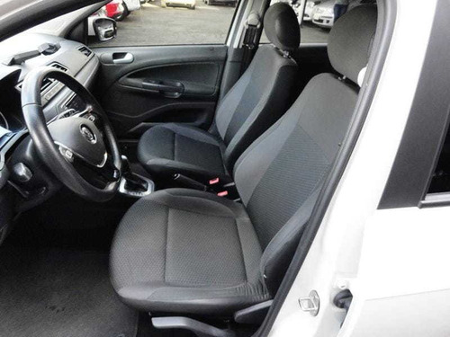 Volkswagen Voyage 1.6 Msi Total Flex Aut.