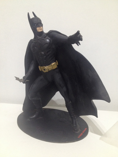 Batman Begins - Estatua Escala Sideshow Hot Toys