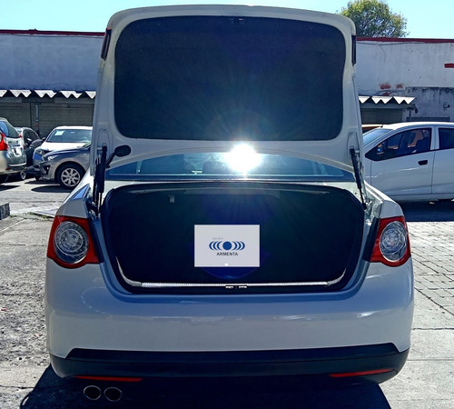 Volkswagen Bora 2.5 Gli Dsg Piel Bt At