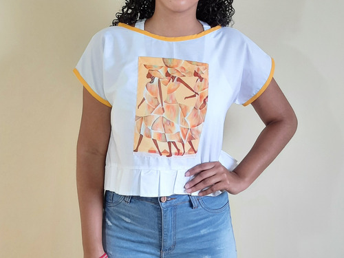 Imagem 2 de 4 de Blusa Cropped Feminina Tecido Hanna