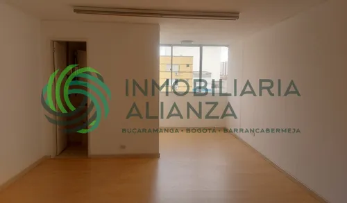 Oficina En Arriendo En Centro. Cod A16188