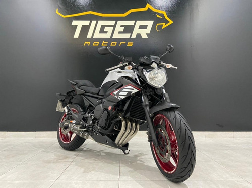 Imagem 11 de 11 de Yamaha Xj6 N 2015 - 22.600km