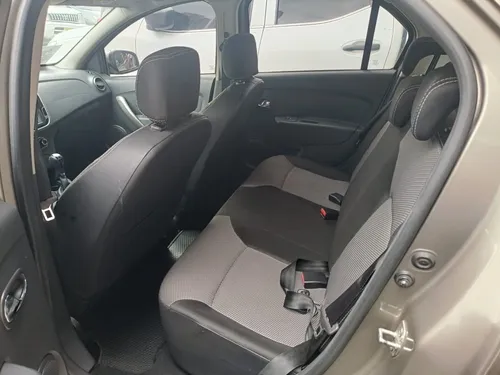 Renault Logan 1.6 Privilege / Intens