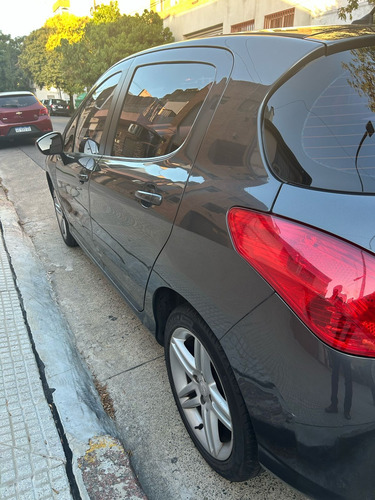 Peugeot 308 2.0 Feline 143cv
