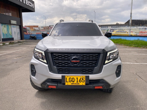 Nissan Frontier 2.5 Pro4X 4X4 At