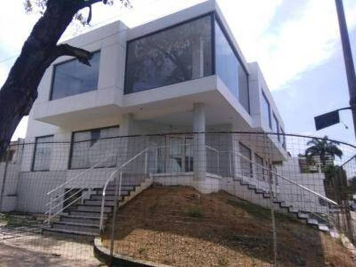 Imagen 2 de 6 de 138147 Local En Venta En Trigal Sur Excelente Ubicacion - Carmen María González 0412.4359728