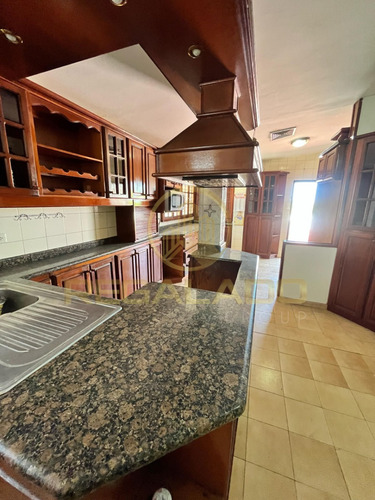 Cv-1537 Zona Oeste Casa Urbanización Cumbres De Maracaibo