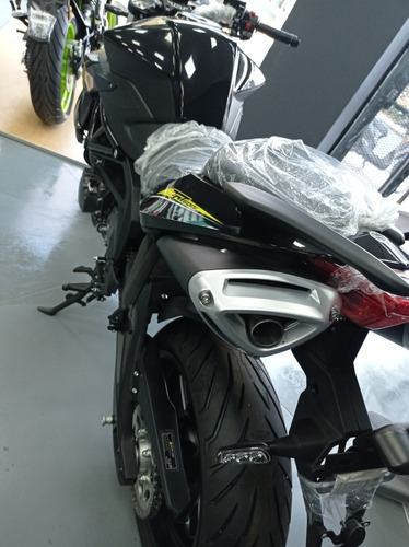 Imagen 10 de 15 de Benelli Tnt 600i