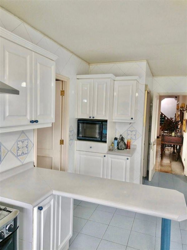 Se Vende Preciosa Casa Estilo Inglés En Limache Emplazada