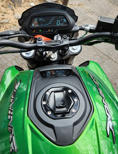 Imagen 2 de 16 de Bajaj Dominar