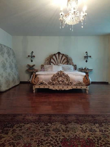 Imagen 13 de 24 de Vendo Ph 1100m2 7h/9b/2p Las Mercedes 2872