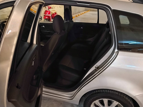 Imagen 7 de 13 de Volkswagen Suran 1.6l 5d I-motion 7