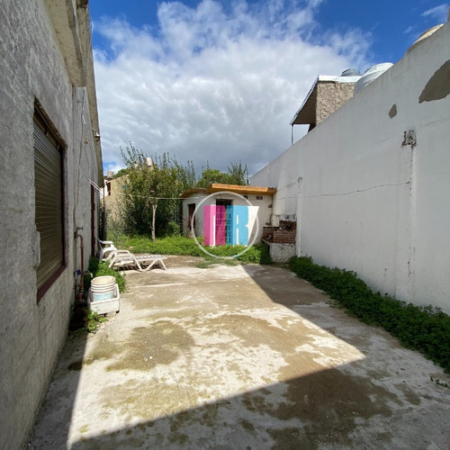 Casa En San Bernardo - 3 Ambientes En Planta Baja, 2 Baños. Diagonal Estrada 656.