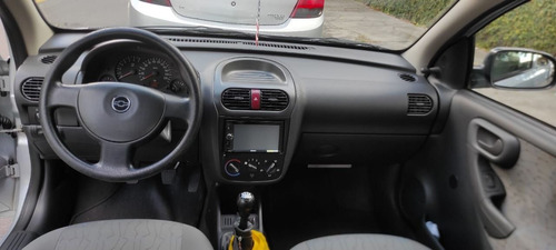Imagem 6 de 6 de Chevrolet Corsa 2007 1.0 Joy Flex Power 5p