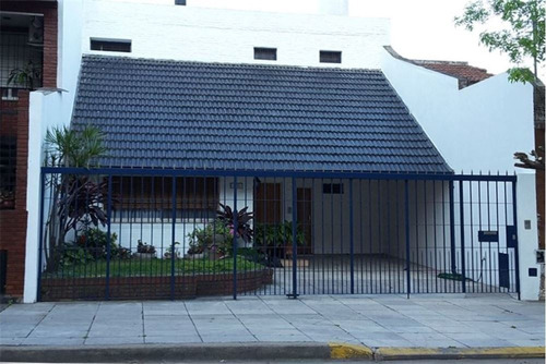 Casa 5 Ambientes - Terreno U.s.a.b. 2 Saavedra Dot