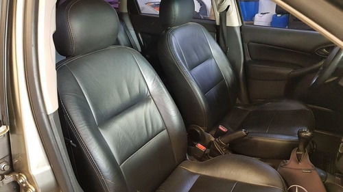 Ford Focus 1.6 8v, Dsm7a49