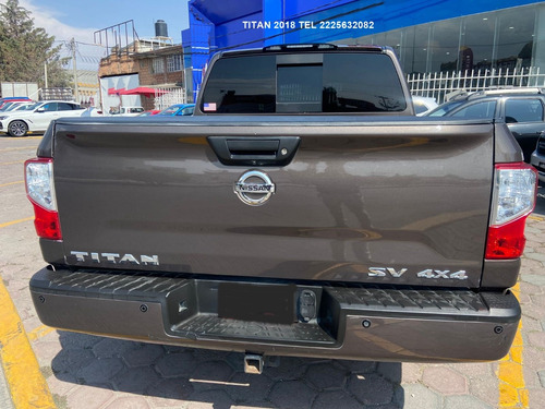 Nissan Titan 2018 Sv 4x4 V8 Aut Dob/cab Enganche $