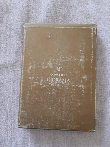 Esfinge Dorada - Concha Linares Becerra - Ediciones Clb (Usado)