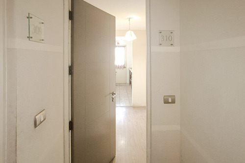 Imagen 5 de 22 de Departamento Con Amplio Living Comedor