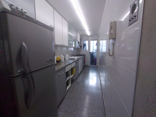 Imagen 12 de 14 de Venta - Departamento - Recoleta - Frente - Muy Luminoso - Balcón - Todo A Nuevo
