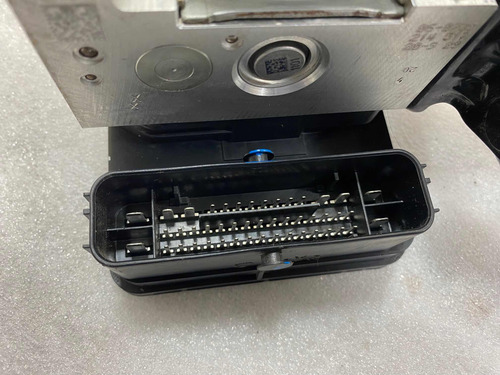 Módulo Control Abs Mazda 3 Y Mazda Cx 30 2.4l 4cil 2019-2023 (Usado)