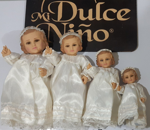 Niño Dios De Vinil Original Registrado 25cm Con Ropón