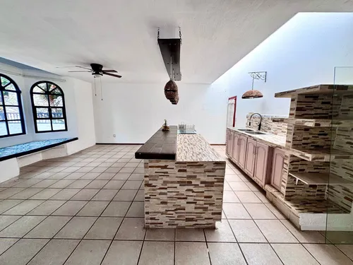 Casa En Renta En El Palomar, Tlajomulco