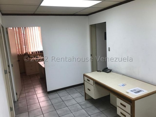 Imagen 3 de 11 de Oficina En Alquiler Los Dos Caminos 22-19769 Yg 04140307084
