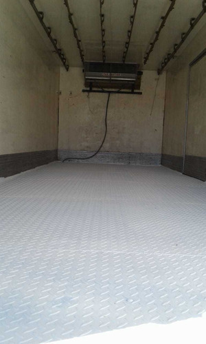 Imagen 6 de 6 de Mercedes Benz 1318