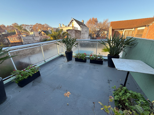 Venta Duplex Tipo Casa Complejo Cerrado Banfield Pileta