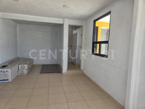 Edificio De Oficinas En Renta En Col. El Paraje, San Fco Chilpán, Tultitlán