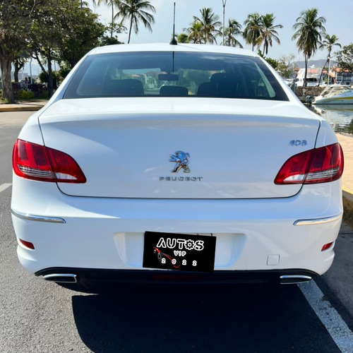 Imagen 3 de 9 de Peugeot 408