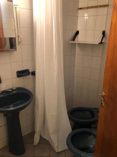 Imagen 6 de 7 de Departamento En Alquiler De 2 Dormitorios En El Centro