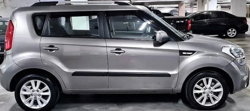 Imagem 1 de 5 de Kia Soul 2013 1.6 Ex Flex 5p
