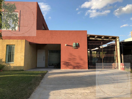 Casas De Santa María Villanueva!