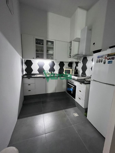 Imagen 3 de 10 de Venta Apartamento 1 Dormitorio Centro Gran Metraje Balcon - Montevideo Centro Montevideo