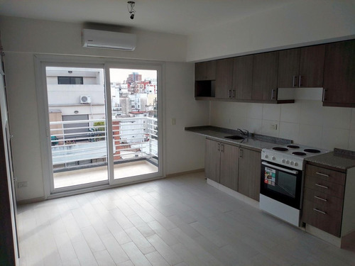 Imagen 10 de 21 de Departamento - Flores