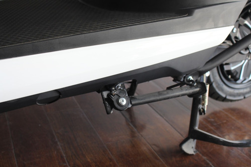 Imagen 10 de 25 de Sunra Caguu Moto Electrica 3000w Repartoc/baulera Scooter