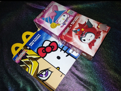 Hello Kitty X Yu-gi-oh Kuromi Slifer Tuxedosam Obelisk (Usado)