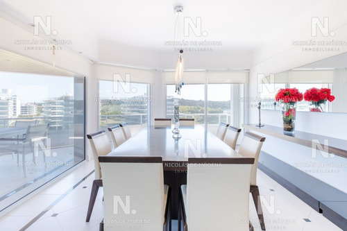 Penthouse Primera Fila Playa Brava- Ref: 3647
