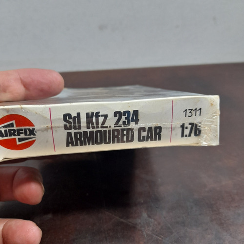 Imagem 3 de 4 de Plastimodelo Airfix Kiko 1311 Lacrado 1:76 Carro Alemão Ww2